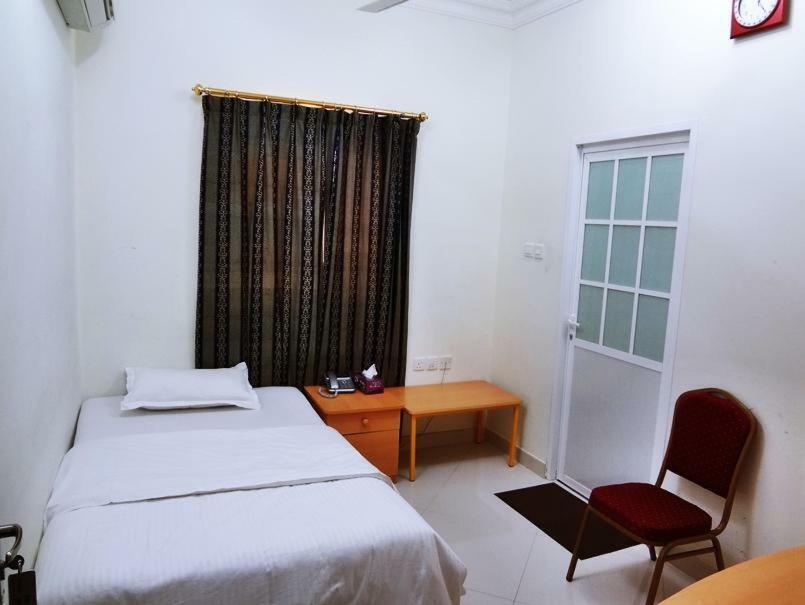 Plaza Hotel Muscat Luaran gambar