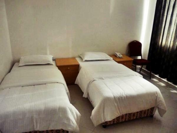 Plaza Hotel Muscat Luaran gambar